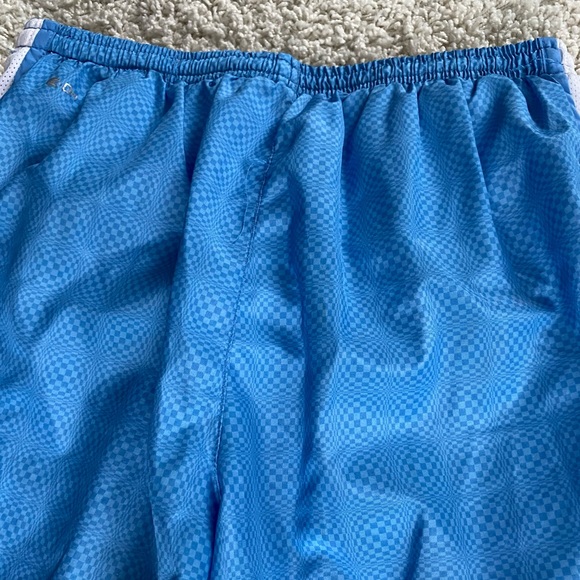 Blue running shorts, brand unknown, size medium - Picture 3 of 5